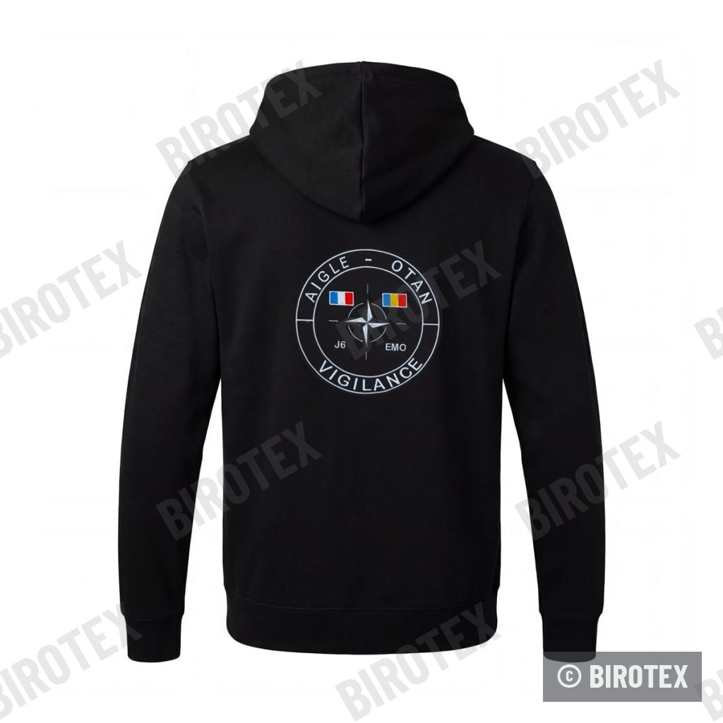 Schwarzer Hoodie, Rückenstickerei Aigle – NATO Vigilance